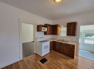 2403 Walnut St #A, Cedar Falls, IA 50613