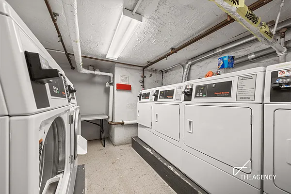 Rented by The Agency | media 18