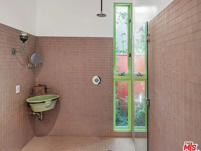 2311 Louella Ave — Photo 24