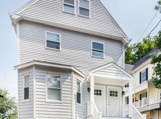 30-32 Oakland St, Newton, MA 02458