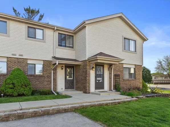 5736 Cambridge CIRCLE, Racine, WI 53406
