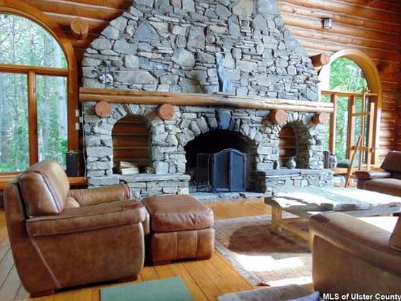 2nd image of 79 Timberline Trl