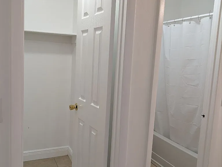 1226 Sophie Blvd — Photo 13