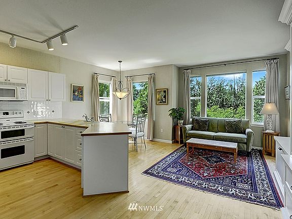 3rd image of 2680 139th Avenue SE #5