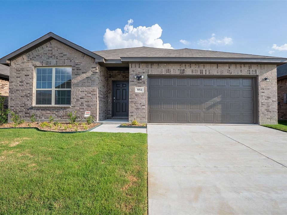 1st image of 951 Hurstwood Dr