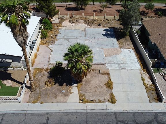 3rd image of 2306 Abarth St