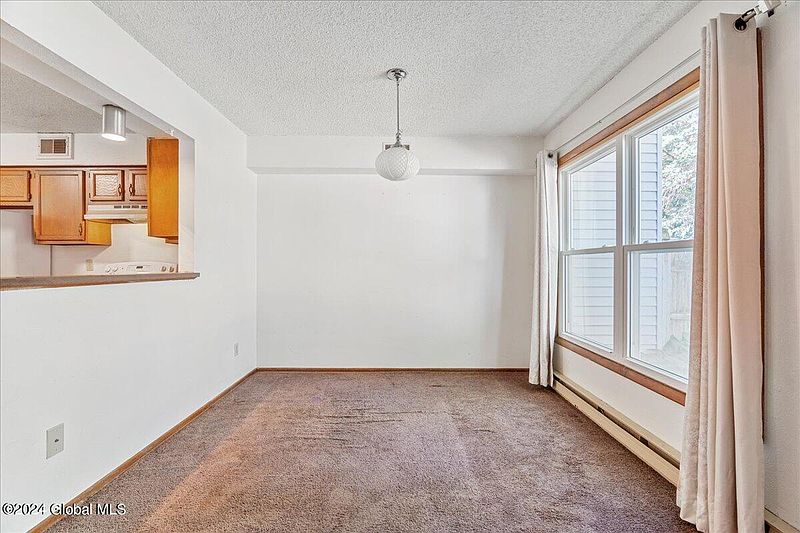 5th image of 40 Stoney Creek Drive