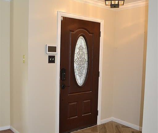 2nd image of 2531 Johnsbury Dr
