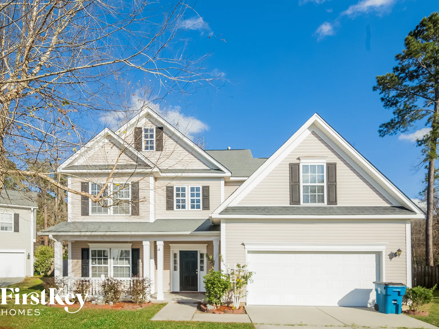 5 bed, 2.5 bath, 2850 sqft, $2,745 — Photo 1