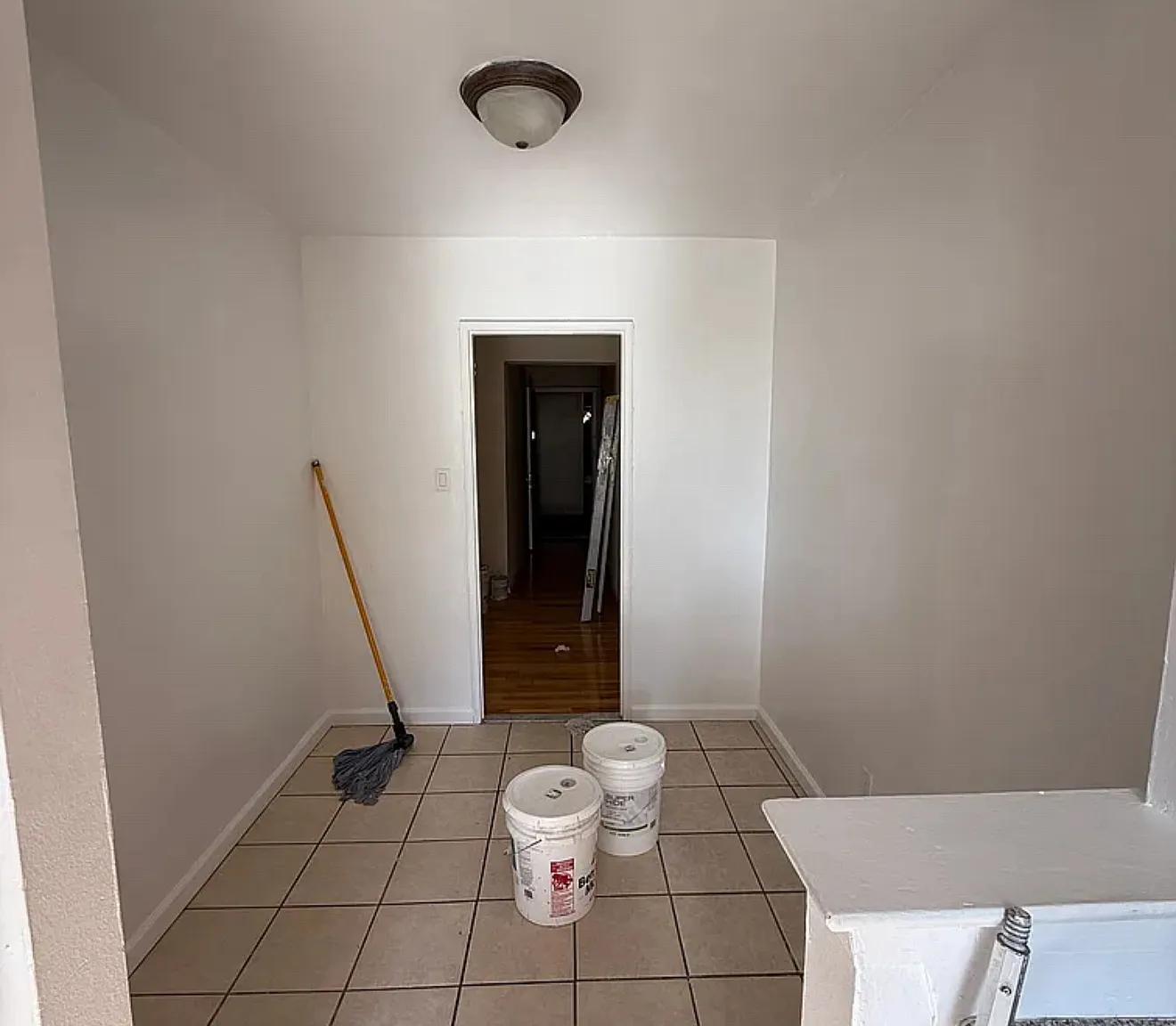 2 bed, 1.5 bath, $2,200 — Photo 4