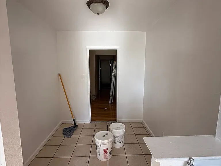 41 Hamilton Ave #4B — Photo 4