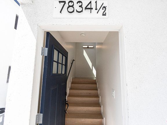 3rd image of 7834 1/2 Flight Ave