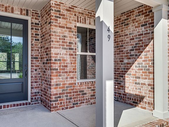 Representative Plan. Colors, finishes and upgrades may vary.