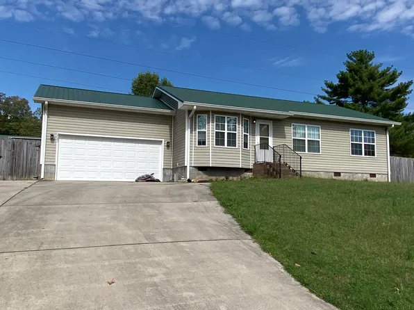 2083 Charlotte Dr NE, Cleveland, TN 37323