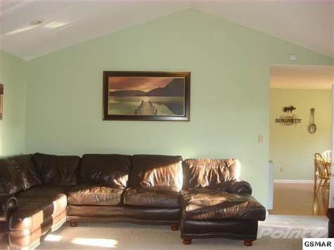 3rd image of 919 Chaparral Dr