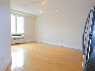 Rented by Urban Realty NYC