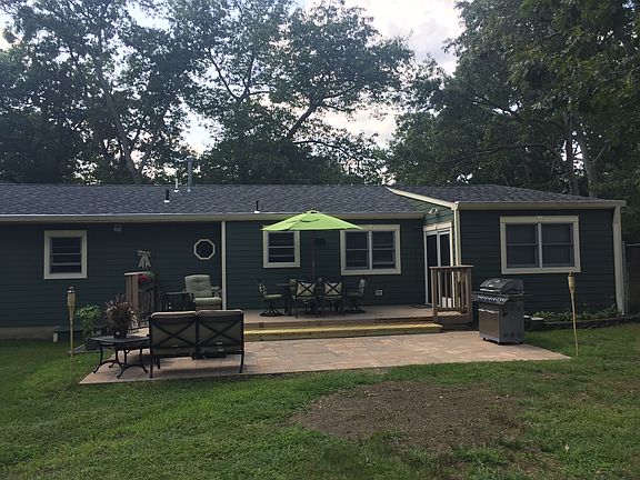 2nd image of 1138 Brett Pl