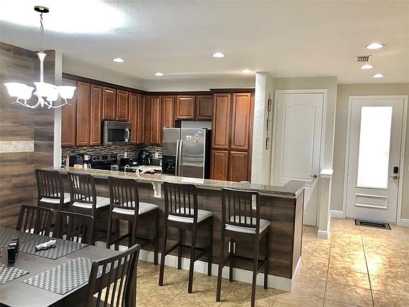 2nd image of 8056 Prestbury Dr