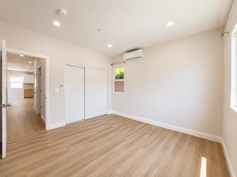 3623 E California Blvd — Photo 8