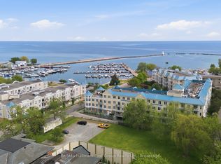 145 3rd St #215, Cobourg, ON K9A 5X1