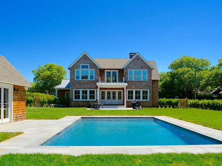 23 Gansett Ln — Photo 1