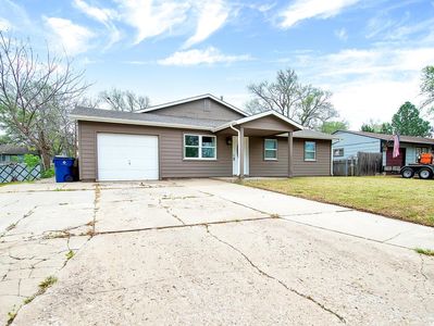 6516 N Randall Dr, Wichita, KS, 67219