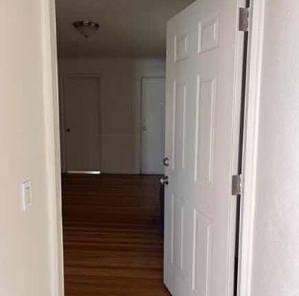 3rd image of 716 Vassar Dr NE