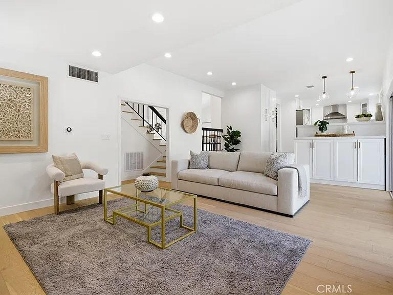 5347 Cangas Dr — Photo 22