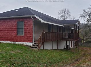 8167 Park Ave, Hamlin, WV 25523