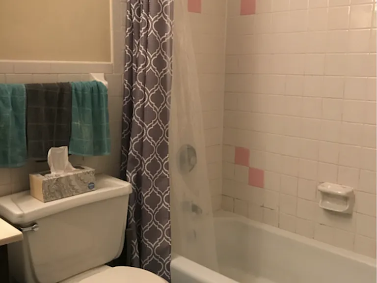 1701 Kenwood Ave — Photo 28