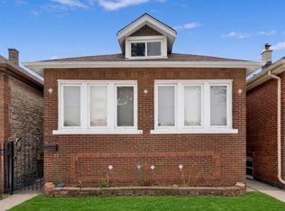 (Undisclosed Address), Chicago, IL