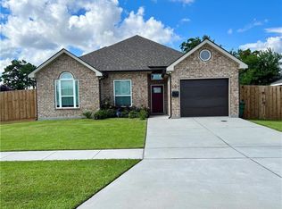 2101 Daniels Rd, Terrytown, LA 70056