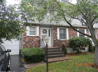 89 Sunrise Cir, Windsor, CT 06095