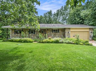 1150 Wild Cherry Dr, Williamston, MI 48895
