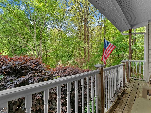 5th image of 3451 Leisure Ln