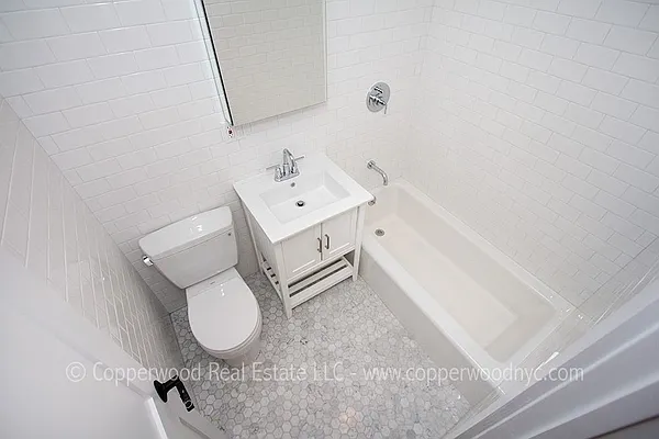 Rented by Copperwood Real Estate | media 4