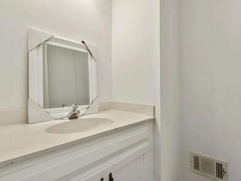 1000 Muirfield Dr — Photo 21