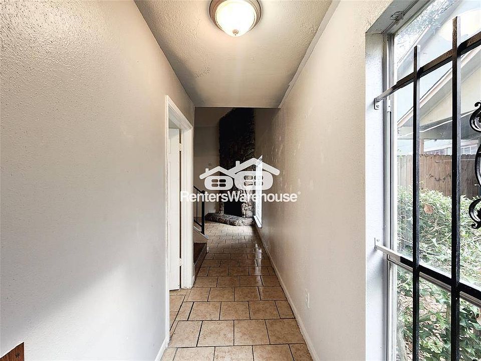 1st image of 1441 Lotus Dr