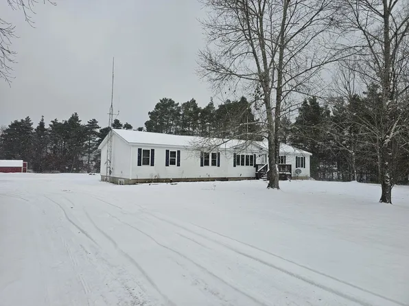 5210 Pinecrest Dr, Lewiston, MI 49756