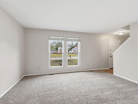 2nd image of 2185 Belltree Dr