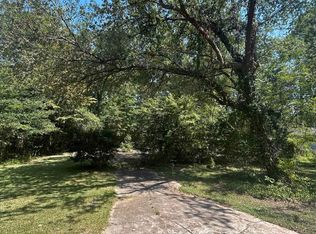 721 Bodenhamer Dr, El Dorado, AR 71730