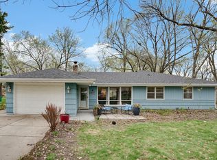 7877 Sunnyside Rd, Mounds View, MN 55112