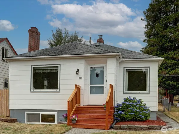 910 N Union Avenue, Tacoma, WA 98406