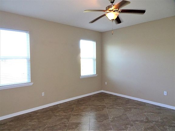 4th image of 35815 Diamond Head Ct