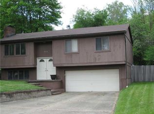 805 E Fairmont Ave, New Castle, PA 16105