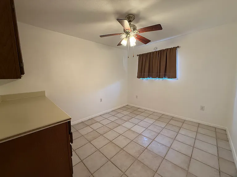 1343 Clay St — Photo 11