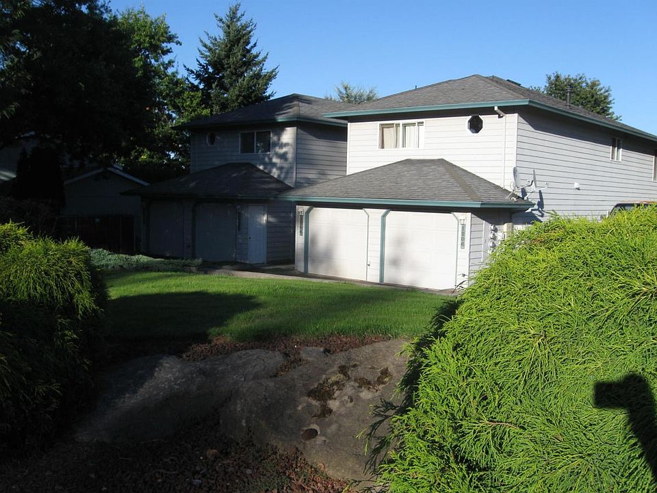 front view of 4 plex