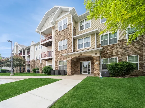 1331 SE University Ave Unit 212, Waukee, IA 50263