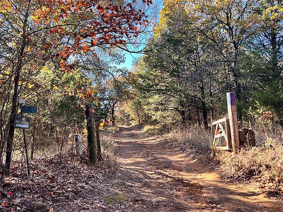 3rd image of Ledbetter Ln