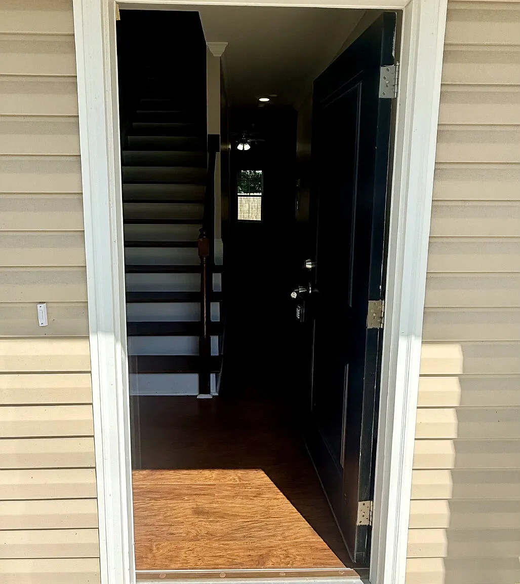 3 bed, 2.5 bath, 1460 sqft, $1,450 — Photo 2